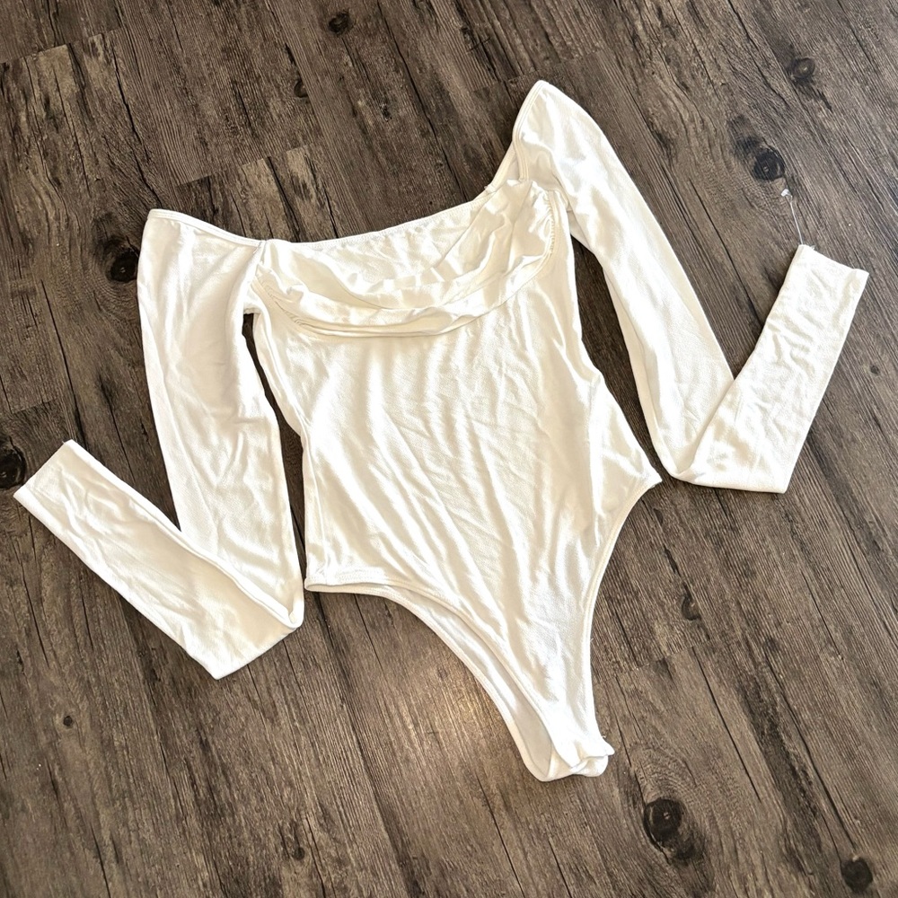 New! FP Movement By Free People Cream Long Sleeve Bodysuit Cowl Neck Size Small